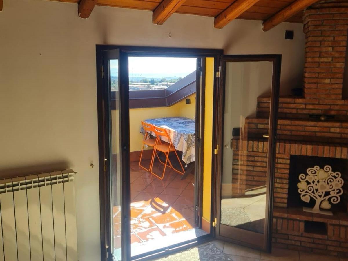Casa Vacanza Lmt Aci Catena Екстериор снимка